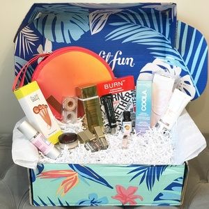 FabFitFun Beauty Box with EXTRAS!!!!!